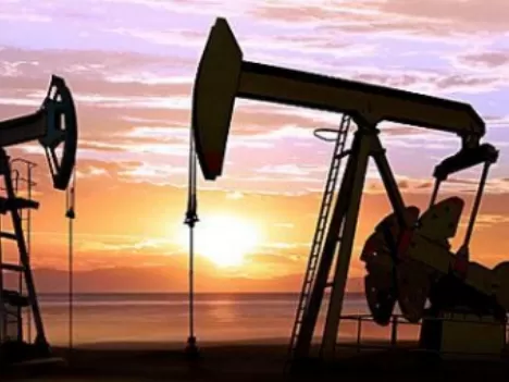 What causes a rig blowout? How do you prevent blowouts when drilling?